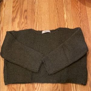 Zara olive cropped sweater (size S)